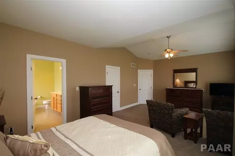 504 Windsor Dr, Germantown Hills, IL 61548 photo 19