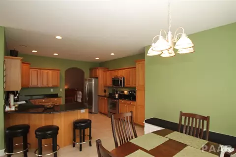 504 Windsor Dr, Germantown Hills, IL 61548 photo 12