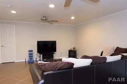 9325 W Lake Camelot Dr, Mapleton, IL 61547 photo 31