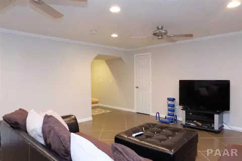 9325 W Lake Camelot Dr, Mapleton, IL 61547 photo 32