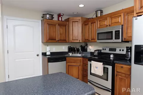 9325 W Lake Camelot Dr, Mapleton, IL 61547 photo 6