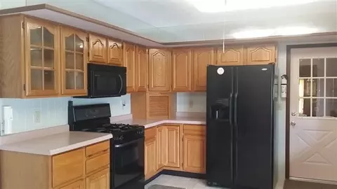 649 E Harrison, Cuba, IL 61427 photo 5