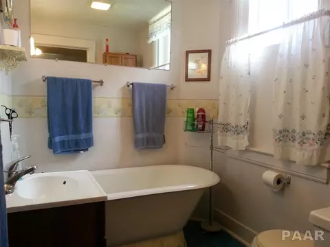 1201 Henrietta St, Pekin, IL 61554 photo 12