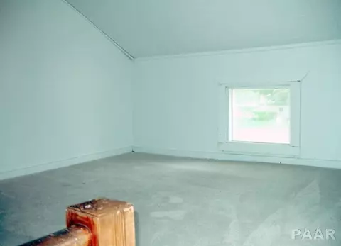 603 E Pne, Canton, IL 61520 photo 13