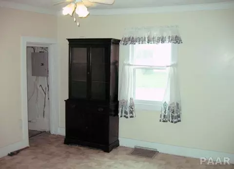 603 E Pne, Canton, IL 61520 photo 7