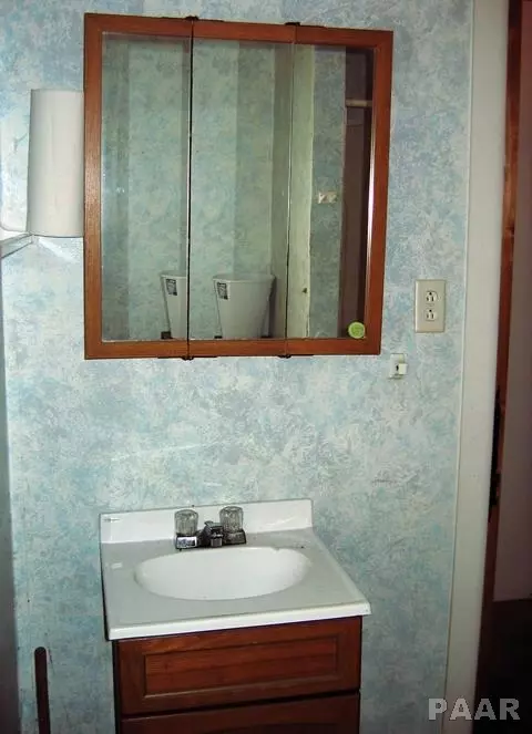 603 E Pne, Canton, IL 61520 photo 10