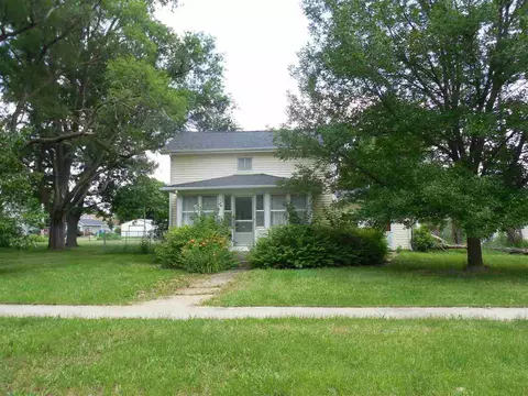 111 N Walnut St, Minonk, IL 61760 photo 1