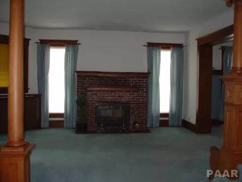 317 E Leo, Eureka, IL 61530 photo 6