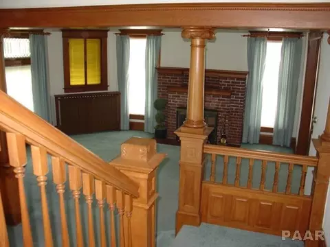 317 E Leo, Eureka, IL 61530 photo 16