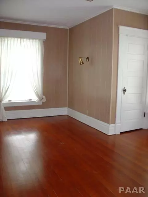 317 E Leo, Eureka, IL 61530 photo 22