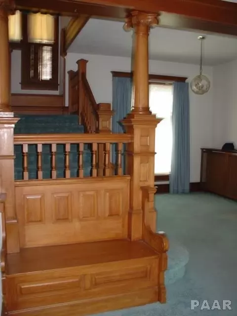317 E Leo, Eureka, IL 61530 photo 20