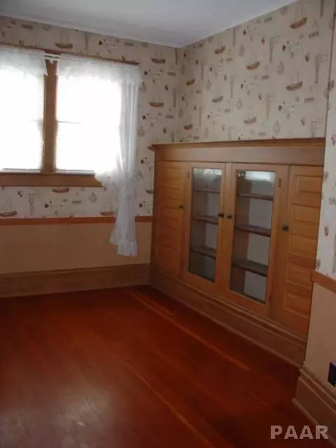 317 E Leo, Eureka, IL 61530 photo 24
