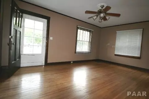 205 W Exchange, Danvers, IL 61732 photo 2