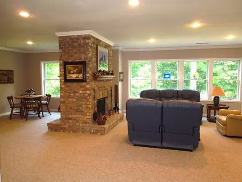 217 W Greystone Ct, Dunlap, IL 61525 photo 27