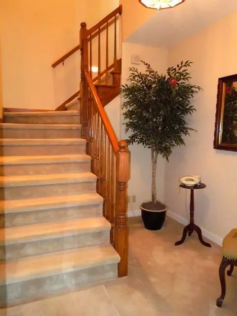 217 W Greystone Ct, Dunlap, IL 61525 photo 25