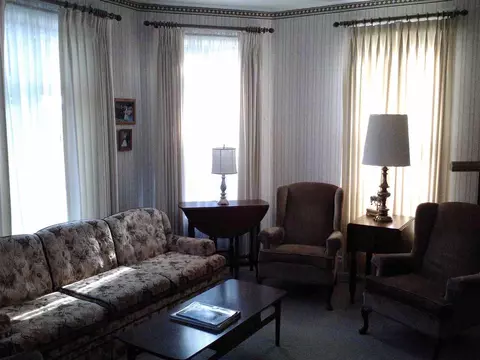 235 Howard Pl, Canton, IL 61520 photo 6