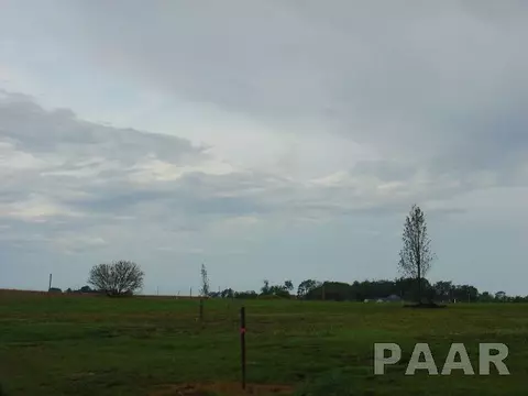518 Stanlee Dr, Eureka, IL 61530 photo 2