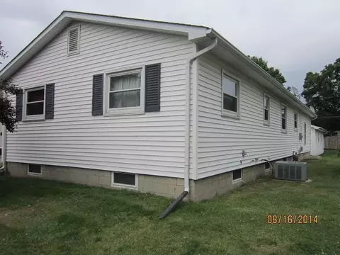 502 E 1st, Toluca, IL 61369 photo 2