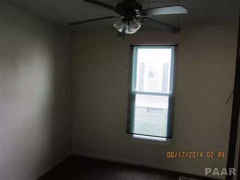 826 E Douglas, Cuba, IL 61427 photo 16