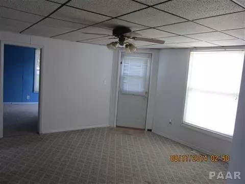 826 E Douglas, Cuba, IL 61427 photo 13