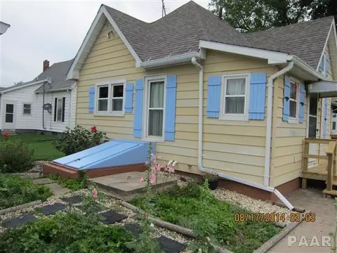 826 E Douglas, Cuba, IL 61427 photo 3