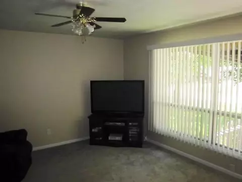 415 E Walnut, Metamora, IL 61548 photo 8