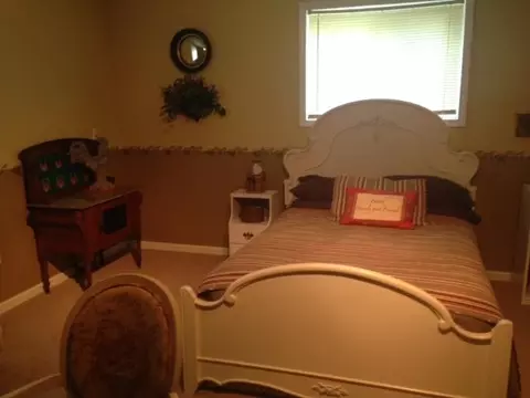 404 E Orange, Manito, IL 61546 photo 22