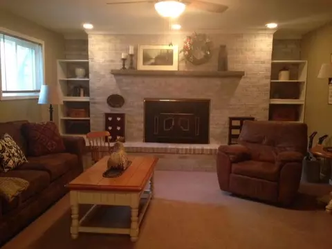 404 E Orange, Manito, IL 61546 photo 7