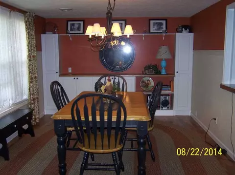 404 E Orange, Manito, IL 61546 photo 15