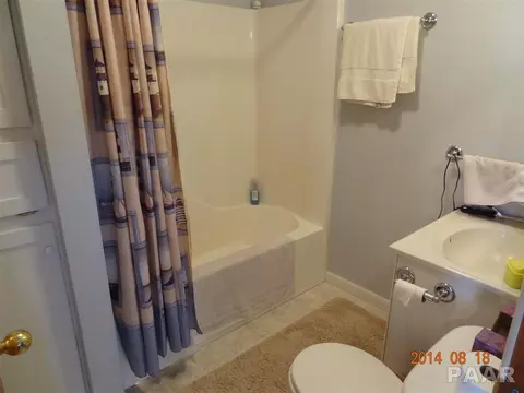9620 S Mapleton Rd, Mapleton, IL 61547 photo 13