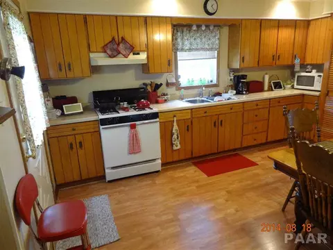 9620 S Mapleton Rd, Mapleton, IL 61547 photo 9