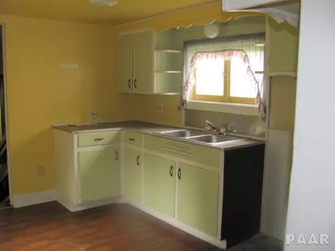 734 S 3rd Ave, Canton, IL 61520 photo 14