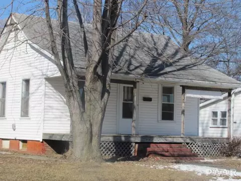 734 S 3rd Ave, Canton, IL 61520 photo 2