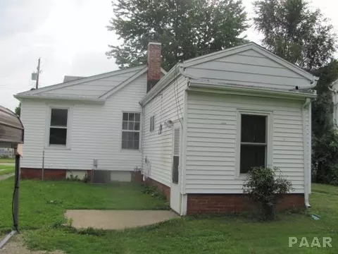 734 S 3rd Ave, Canton, IL 61520 photo 3