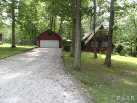 1355 N Forrest Dr, Germantown Hills, IL 61548 photo 1