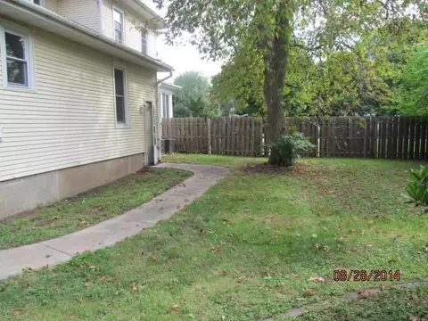 615 Main, Henry, IL 61537 photo 17