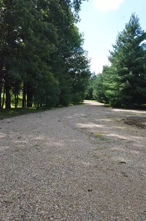 7632 E Fickle Rd, Smithfield, IL 61477 photo 4