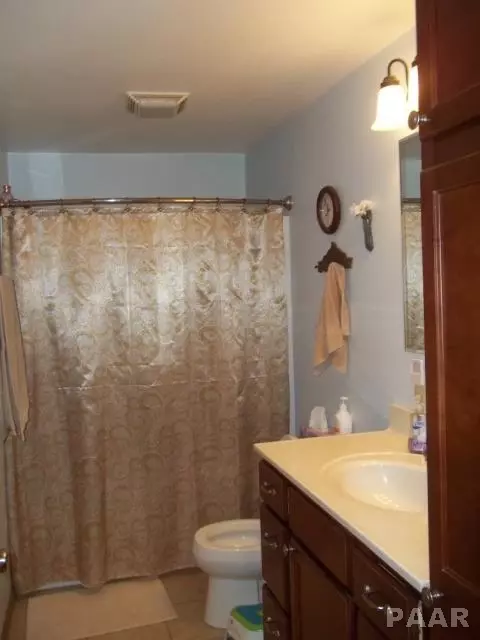 506 E Cruger, Eureka, IL 61530 photo 13