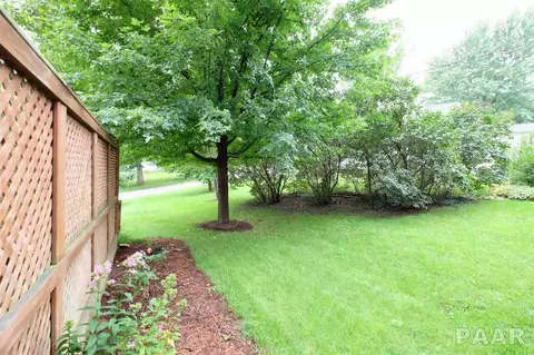 910 Golfview, Eureka, IL 61530 photo 28