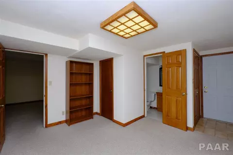 910 Golfview, Eureka, IL 61530 photo 24