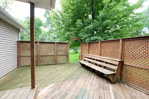 910 Golfview, Eureka, IL 61530 photo 27