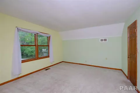 910 Golfview, Eureka, IL 61530 photo 16