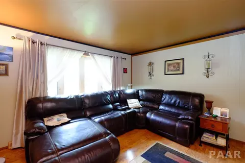 6225 E Glendale, Chillicothe, IL 61523 photo 4