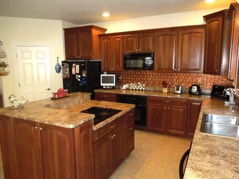 103 W Copperfield Dr, Dunlap, IL 61525 photo 9
