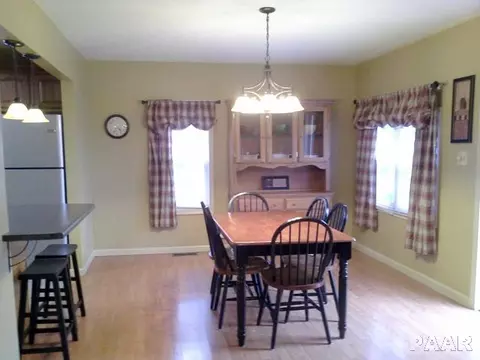 1944 E Chestnut, Canton, IL 61520 photo 6