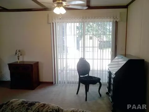 652 E Monroe, Cuba, IL 61427 photo 5