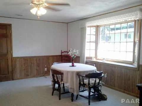 652 E Monroe, Cuba, IL 61427 photo 9