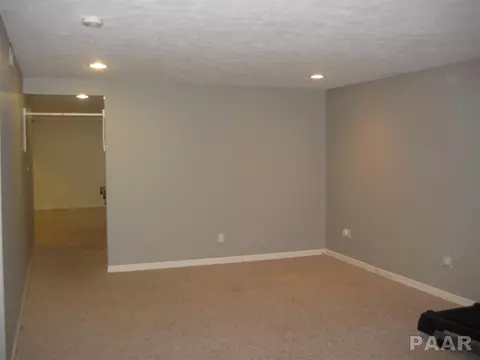 1937 Cobblestone, Washington, IL 61571 photo 17