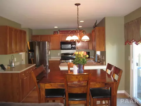 1937 Cobblestone, Washington, IL 61571 photo 11