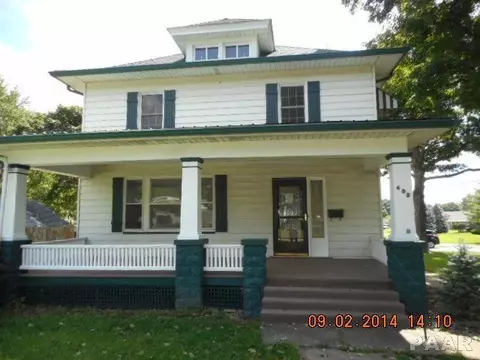 602 E 4th St, Delavan, IL 61734 photo 1